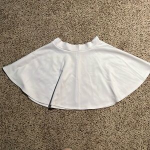 Size XL white skirt